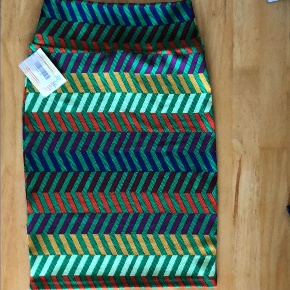 LuLaRoe XS Cassie Skirt-Chevron